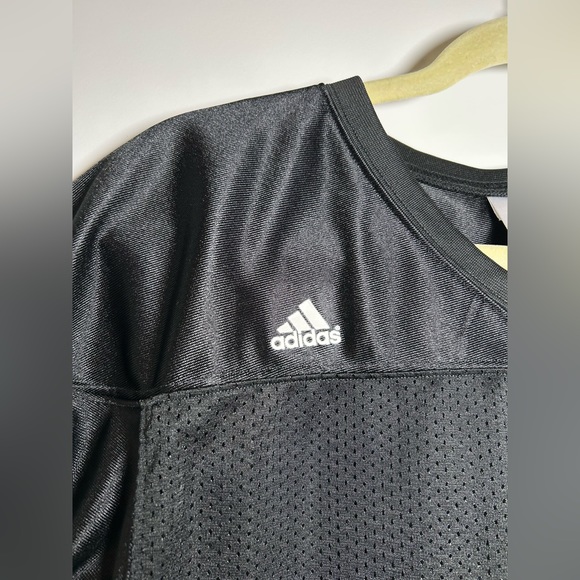 Large Adidas Football Jersey, Kids Large, Fits Like Fitted small/medium adult - Picture 3 of 9